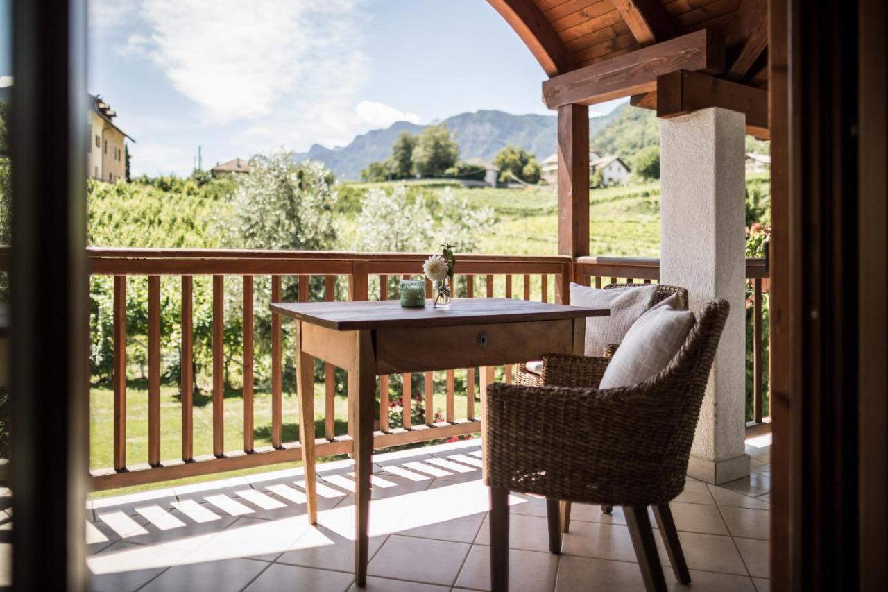 Weingut Weidlhof - Suite & Breakfast - Vacation For Wine Lovers Кальдаро Екстер'єр фото